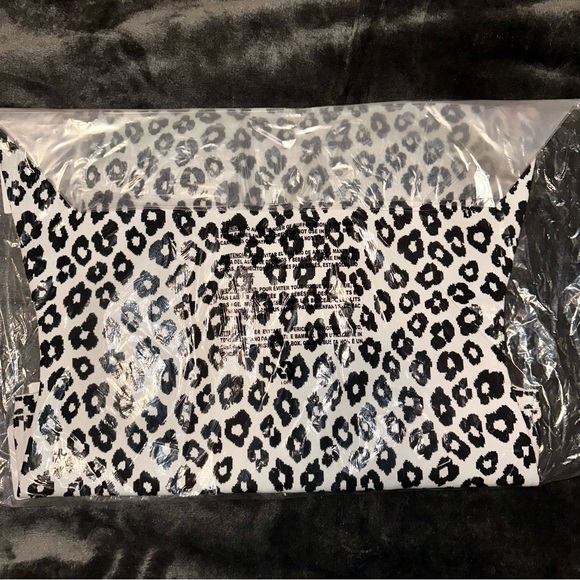 THEORY Tank Top - Picture 6 of 7